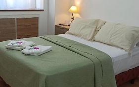 Monoambientes Peatonal - con cochera